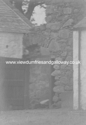 Archway, Corra Castle