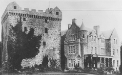 Comlongon Castle 